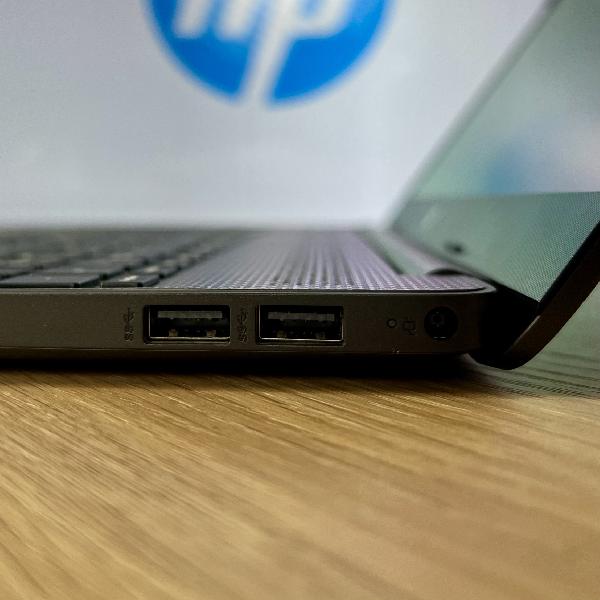 LAPTOP HP 250 G9 15.6 " 16 GB RAM 512 GB SSD  INTEL® CORE™ I5-1235U 12VA GENERACIóN  SIN SISTEMA OPERATIVO  